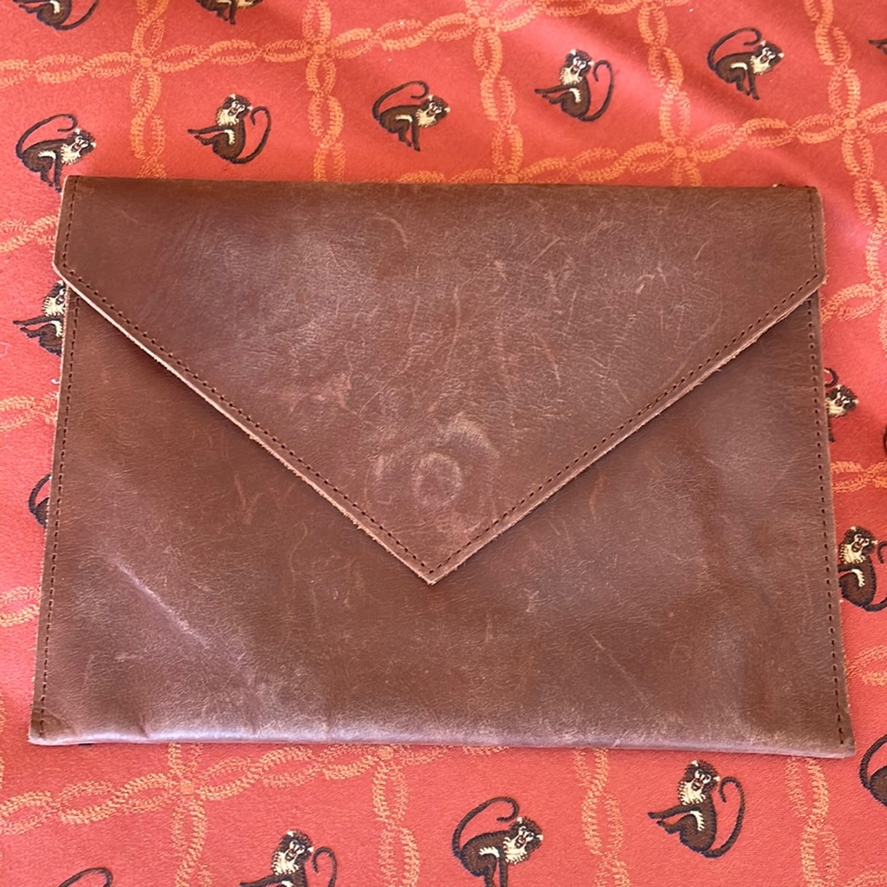 Able Envelope leather clutch